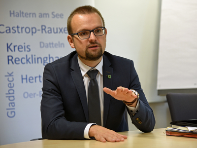 Jobcenter-Leiter Dominik Schad
